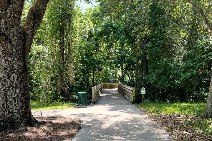 Privat afslappende søvandring i fest nær Disney
