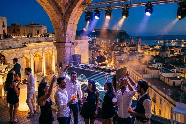 Nightlife Tour in Cagliari