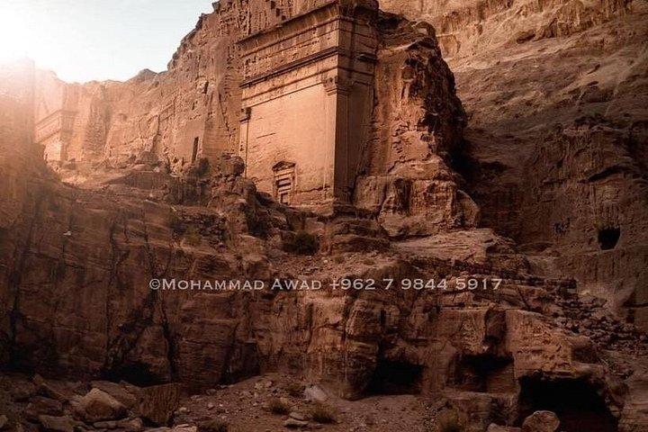 VIP2日間：ペトラ島、ワディラム島＆死海ラグジュアリー体験