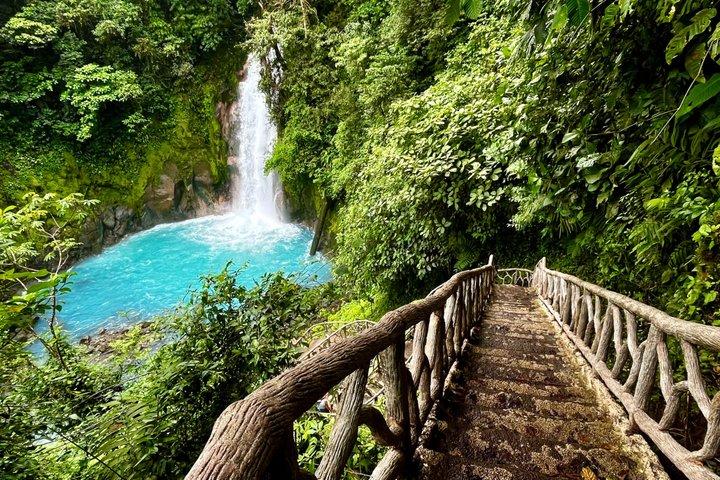 Tour combinato di Rio Celeste e Sloth Sanctuary
