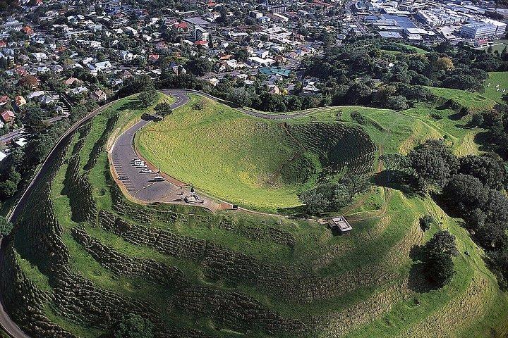 オークランド市のおすすめスポット：マウント・エデン、ミッションベイ、デボンポート