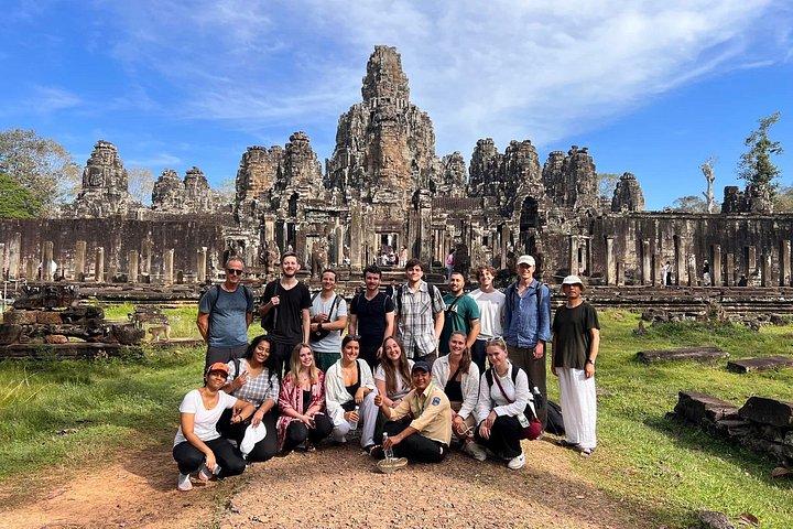 Private Angkor Wat Sunrise with Local Guide