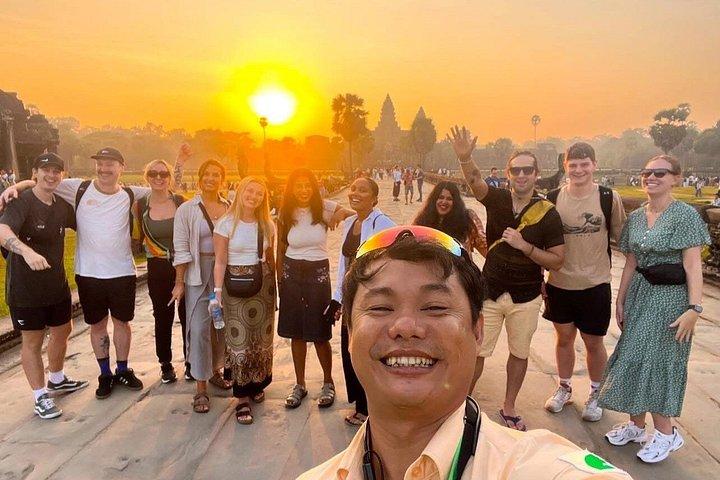Private Angkor Wat Sunrise with Local Guide