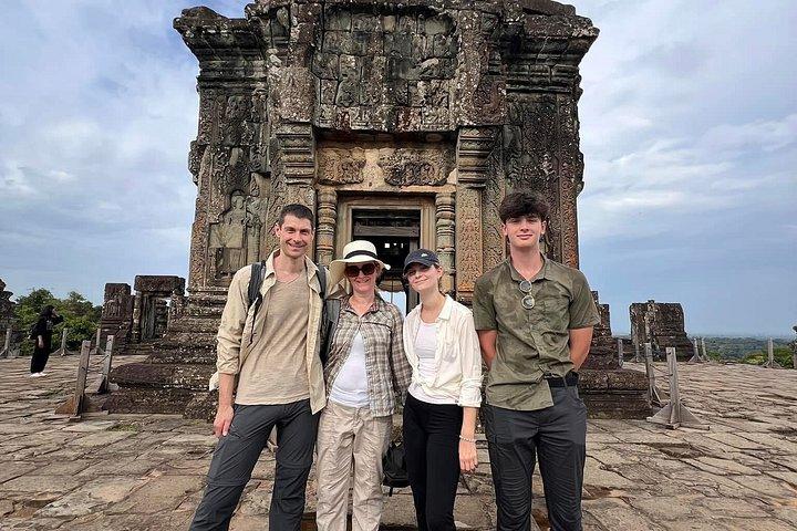 Private Angkor Wat Sunrise with Local Guide