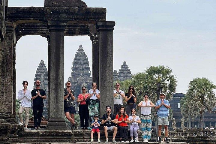 Private Angkor Wat Sunrise with Local Guide