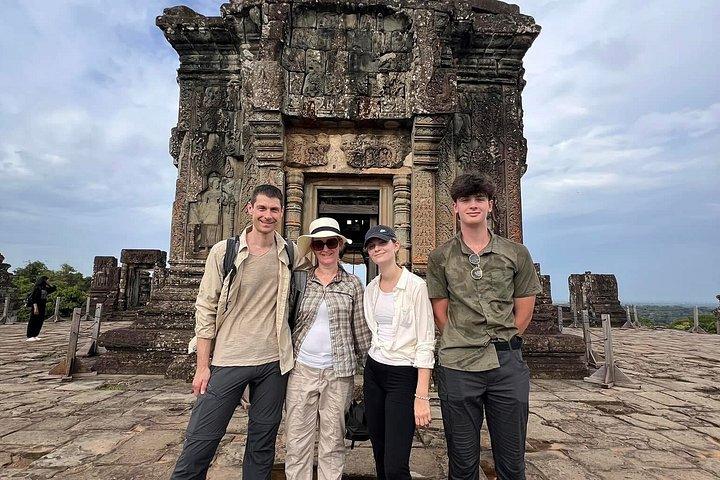 Private Angkor Wat Sunrise with Local Guide