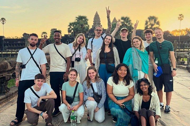 Private Angkor Wat Sunrise with Local Guide