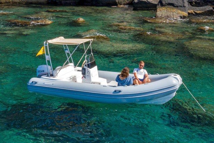 ソレントからのセルフドライブボートレンタル - 海岸を探索しましょう!