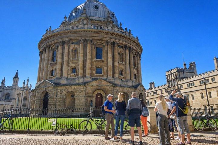 Oxford : Stories, Secrets & Sights Tour a pé com um local