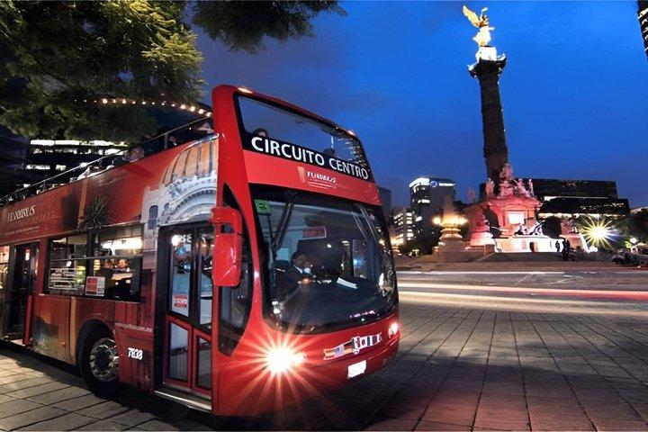 Bilhete para o ônibus do passeio noturno