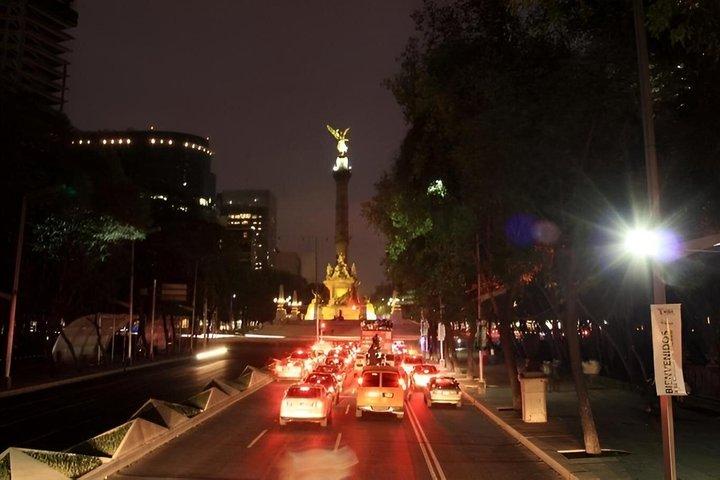 Bilhete para o ônibus do passeio noturno