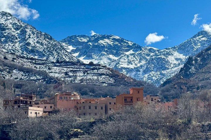 Visite des montagnes de l'Atlas au départ de Marrakech avec un Guide
