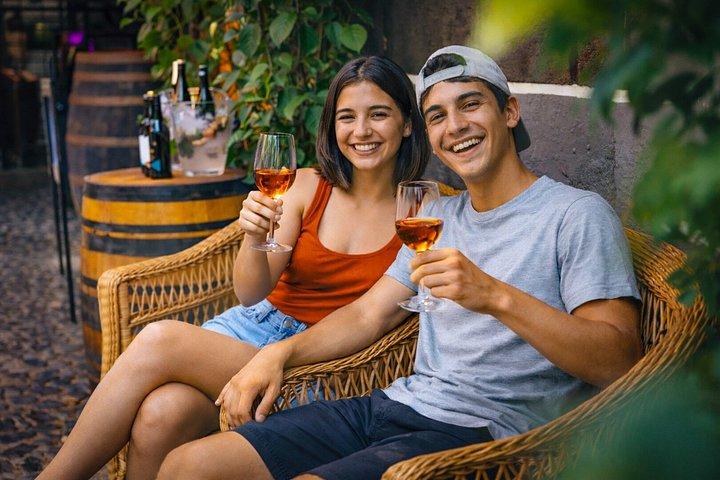 Madeira Tuk-Tuk Tour with Wine Tasting and Honey Cake