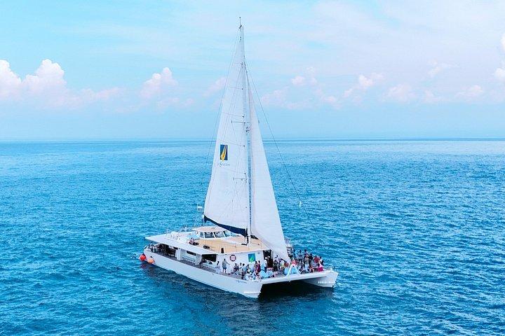 バリ島からレンボンガン島日帰りクルーズ(シュノーケリング&ビーチクラブ付き)