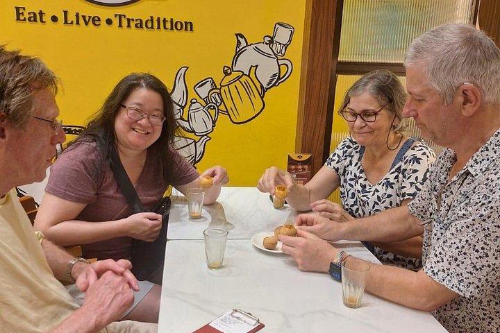 ペナンフードツアー：歴史を味わうごちそう：17＋試食