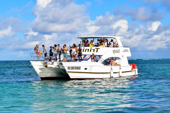 Punta Cana Party Boat Hip Hop med musik och Open Bar pickup