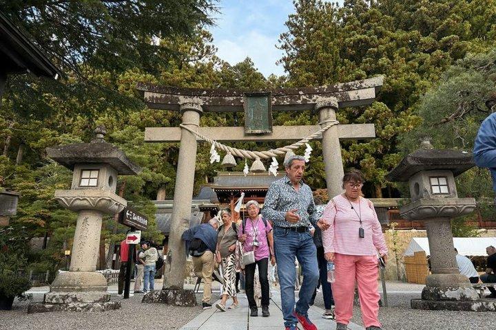 Takayama Private Custom Tour with Local Guide
