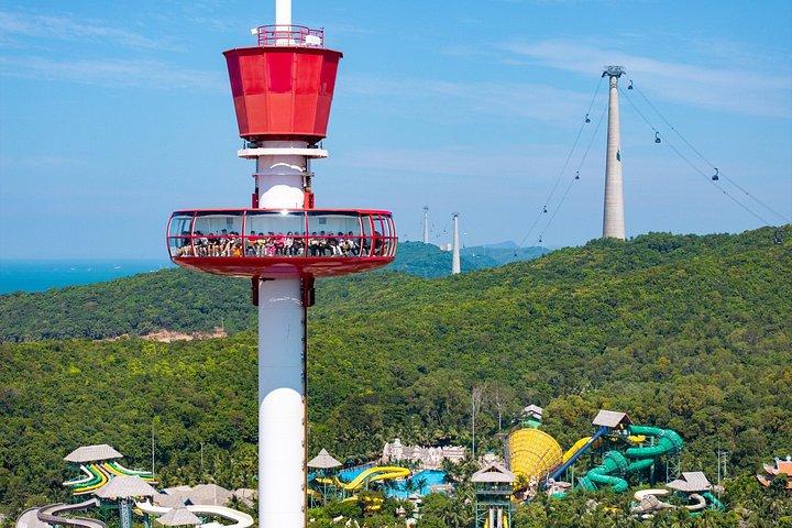 フーコックケーブルカーウォーターパークとキスブリッジツアー（ランチ付き）