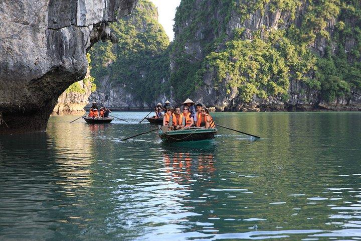 ハノイ : 2 - ガーデンピーククルーズ付き白頭龍湾の見どころ