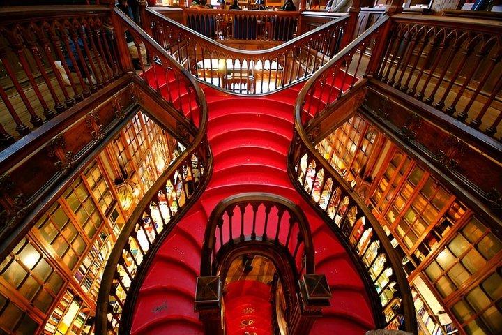 Lello Boekhandel Porto Ticket met Tour of Lokale Restaurants Gids