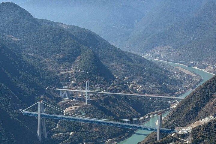 2-Day Tiger Leaping Gorge Trek Conquer the 28 Bends Challenge