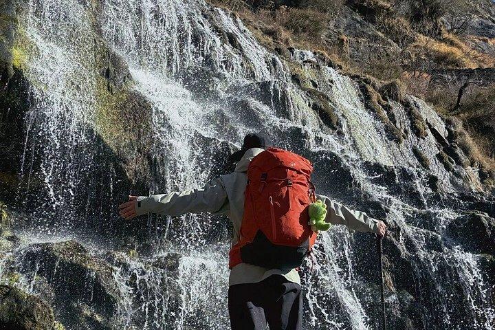 2-Day Tiger Leaping Gorge Trek Conquer the 28 Bends Challenge
