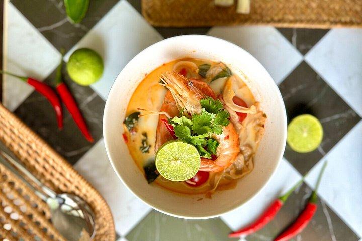 Authentic Thai Cooking Class in Bangkok with Market Visit
