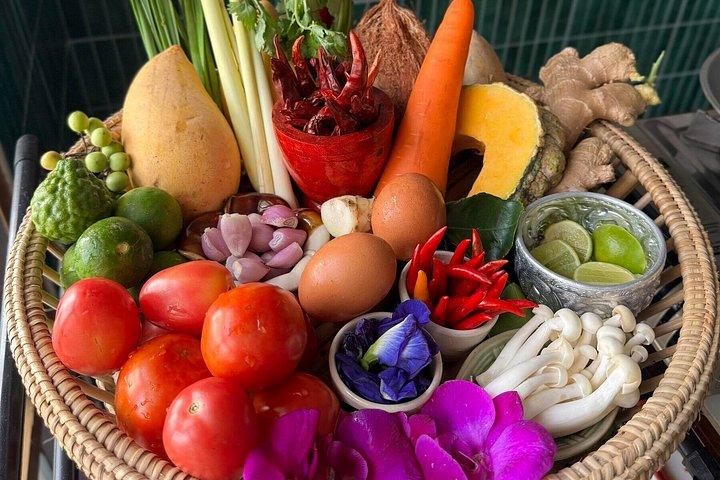 Authentic Thai Cooking Class in Bangkok with Market Visit