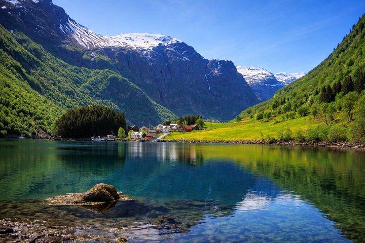 Självguidad dagstur från Bergen till Oslo med Flamsbana och Fjordcruise