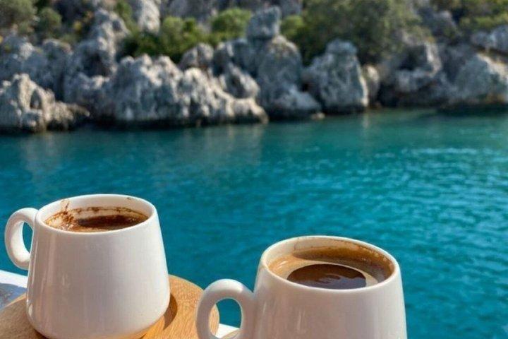Istanbul Begeleide Bosporus Middagcruise met Turkse koffie