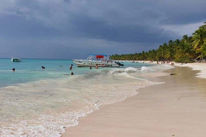 4 pristine beaches of saona island