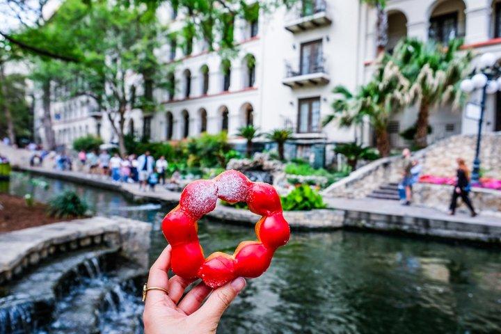 サンアントニオリバーウォークフードツアー（ドーナツ、スイートトリーツ＆その他）