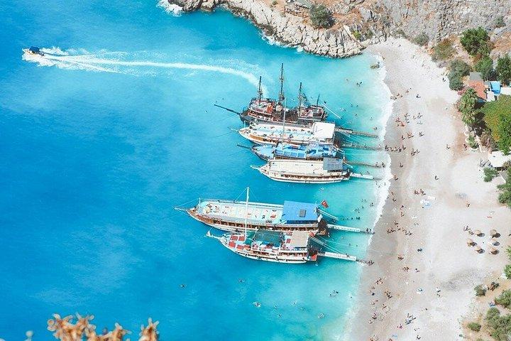 フェティエからバタフライバレーとセントニコラス島へのオルデニズボートトリップ