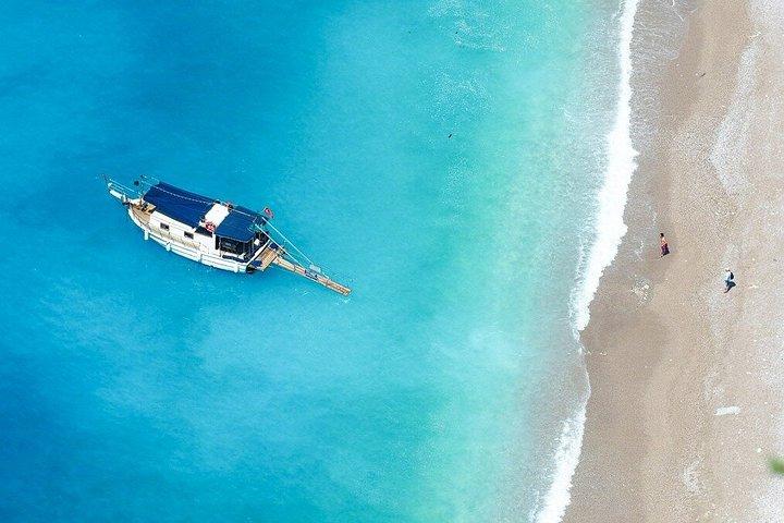 フェティエからバタフライバレーとセントニコラス島へのオルデニズボートトリップ