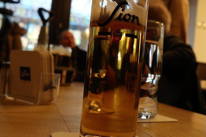 ケルン料理ビアハウスツアー（ケルシュと料理無制限）