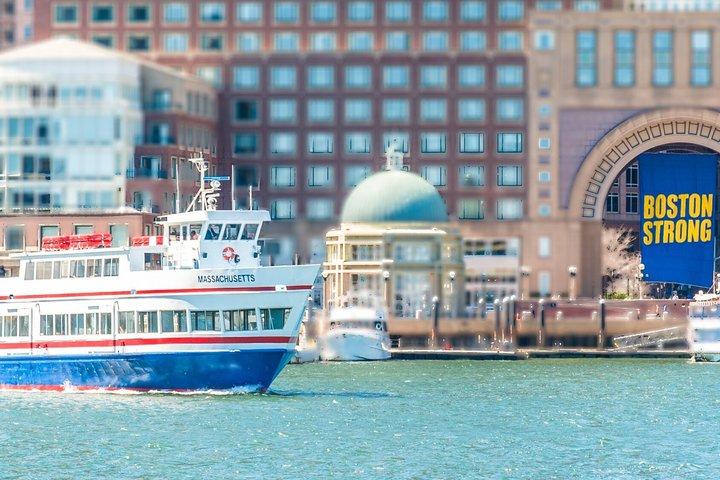 Hoteller i nærheden af Boston Harbor Narrated Sunset Cruise
