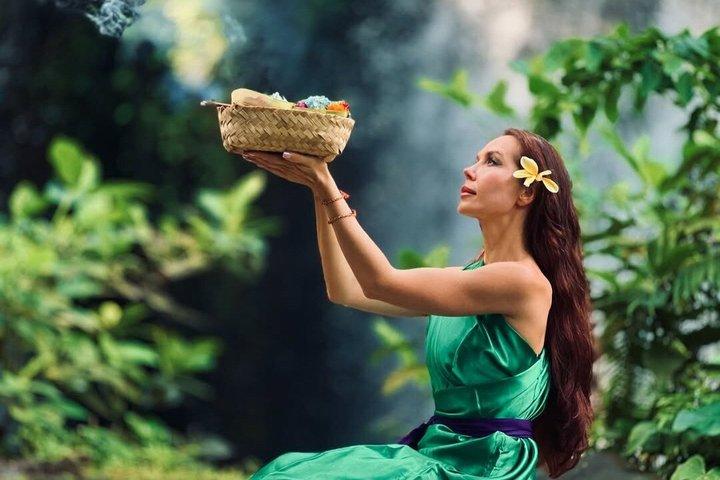 Taman Beji Griya Vattenfallsrening Ritual All-Inclusive