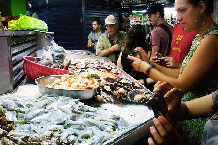 禁断のリマで食を巡る「エリートドローン映像」