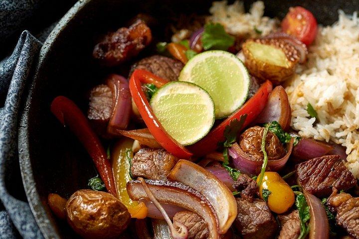 禁断のリマで食を巡る「エリートドローン映像」