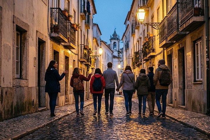 2 Hour Dark History Walking Tour in Lisbon