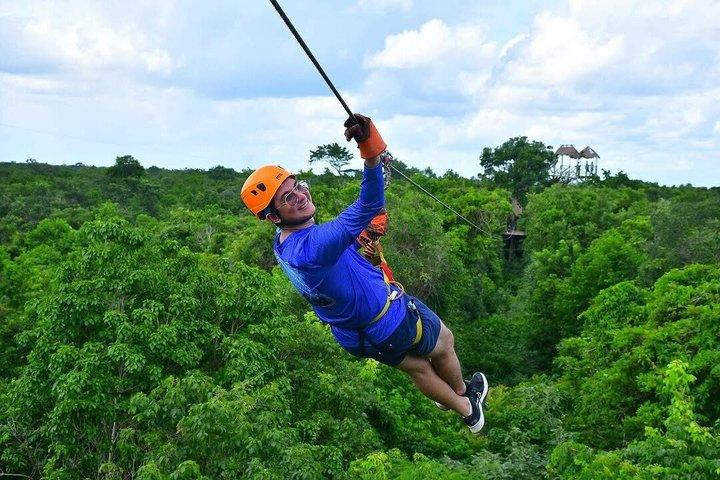 Soar, Splash & Swing : リビエラ・マヤのジップライン・アドベンチャー