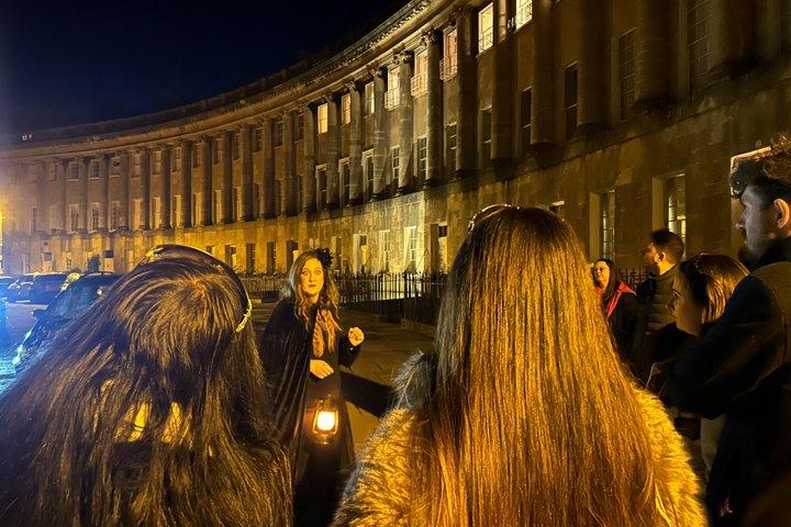 Bath : Ghosts, Ghouls & Gallows a Guided Ghost Walk.