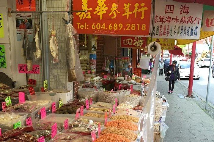 中華街を歩く : シェフが案内する料理と文化のウォーキングツアー