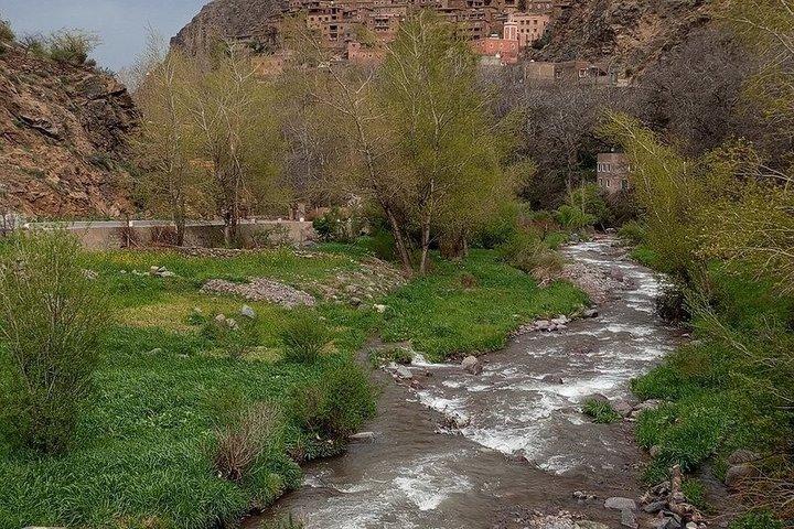 Visite des montagnes de l'Atlas au départ de Marrakech avec un Guide