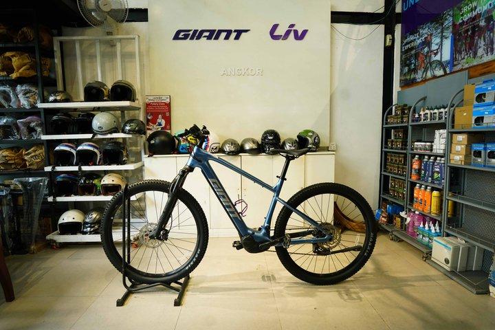 Noleggio Premium E-Bike a Siem Reap : E-MTB Giant