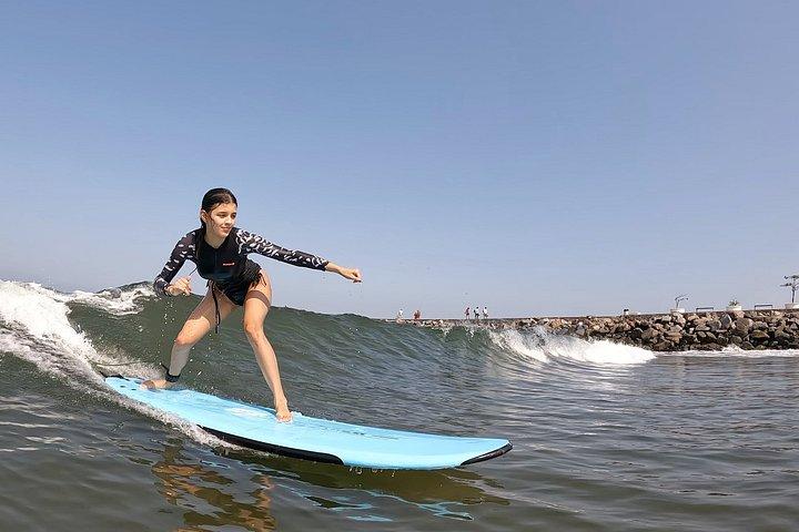 Surf classes in Puerto Vallarta with local instructors