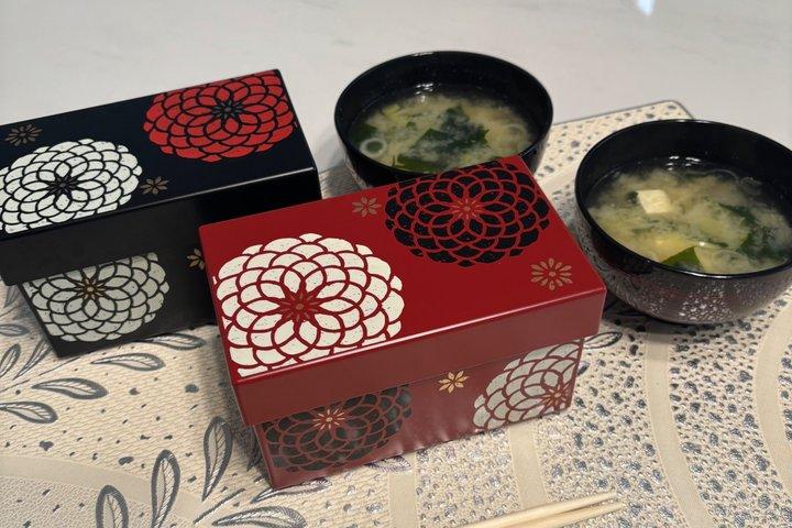 東京スカイツリー近くで日本語弁当作り体験