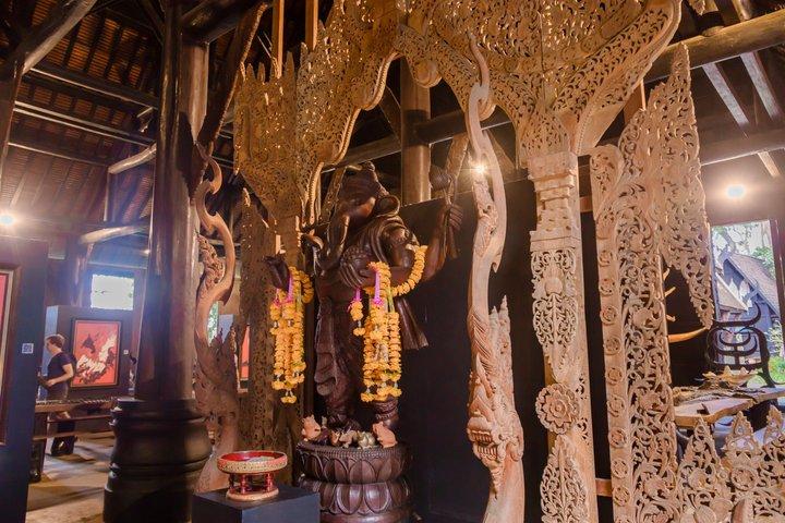 チェンマイ発チェンライ日帰り旅行（ランチ付き）
