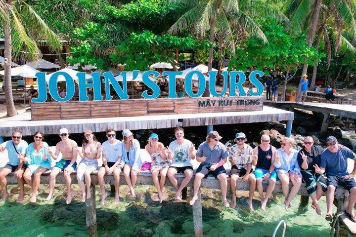 Phu Quoc Private Canoe Tour 4 Ilhas e Cabo