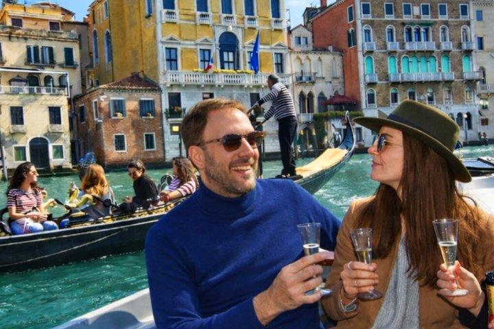 Um aperitivo veneziano na lagoa